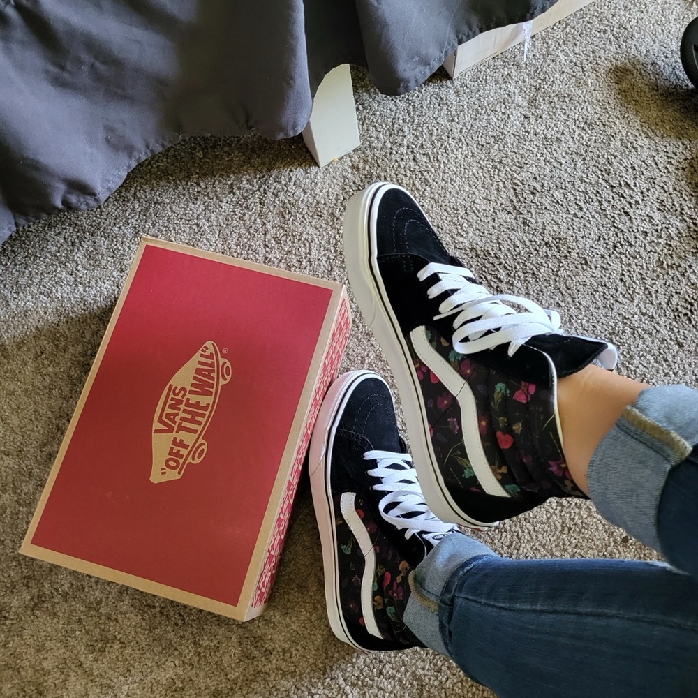 Vans flower high tops. Size 8.5. Worn once.